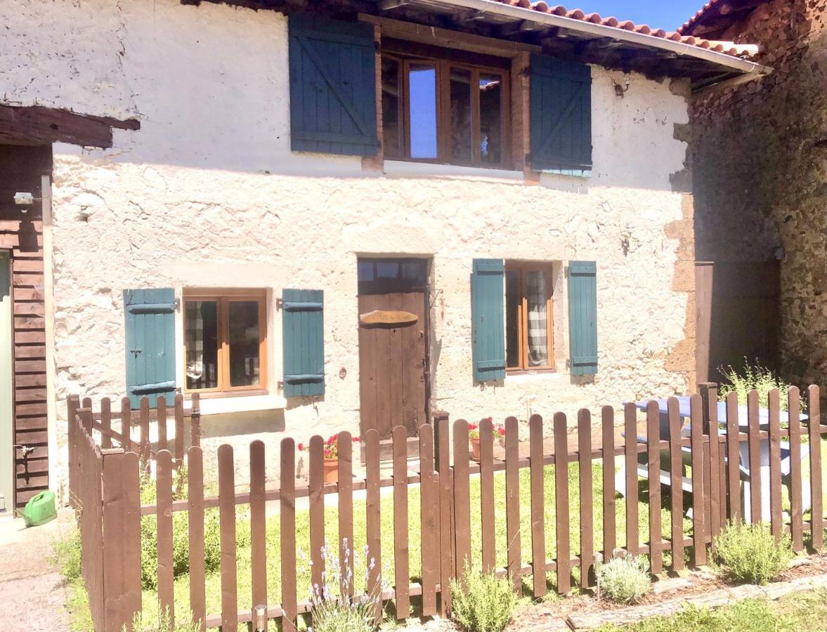 Les Verges Gites Exideuil-sur-Vienne Zewnętrze zdjęcie